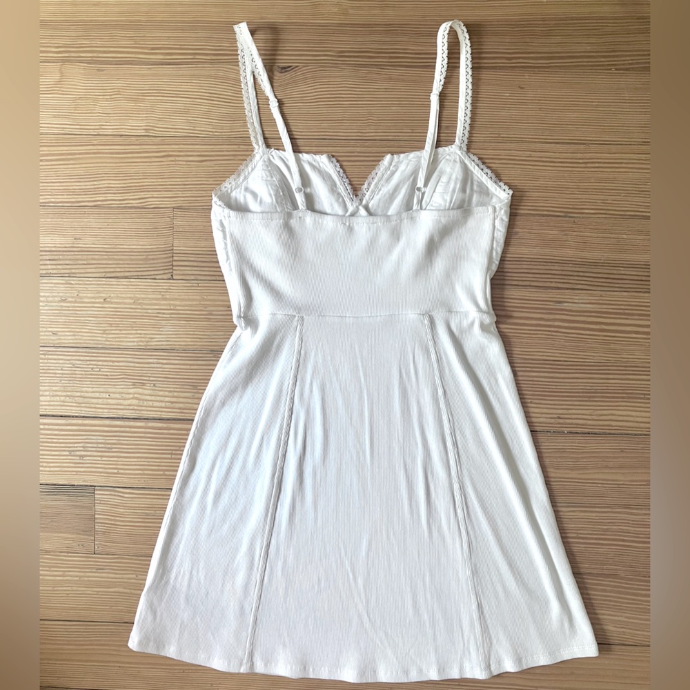 American Eagle White Mini Dress Sz XS. - Picture 3 of 9